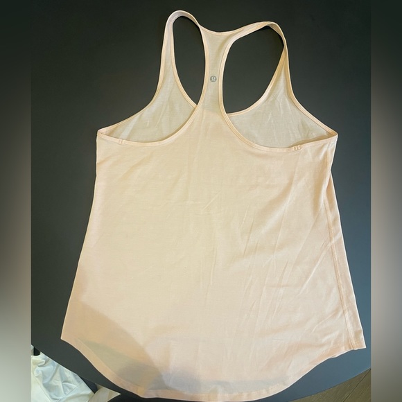 Lululemon Peach Razerback Tank-Top - Picture 2 of 2